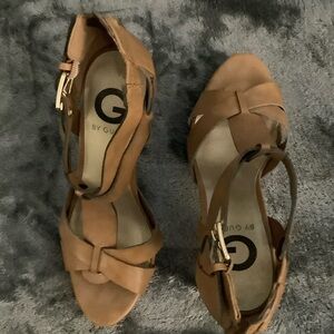 G by Guess Women's Brown Strappy Sandals. Size 6 in great condition.